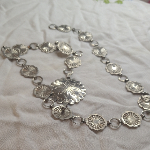 Elegant Poncho Style Silver Belt